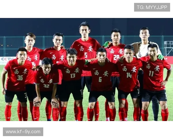 思南足球10号球员领衔新赛季，带队冲击冠军目标全新启航