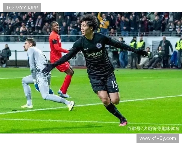 日本足球守门员技术分析与捕捉技巧探究 日本足球守门员技术分析与捕捉技巧探究